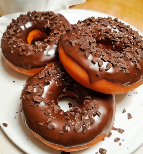 attachment-https://honeycastle.co.in/wp-content/uploads/2025/05/chocolate-chocochip-doughnut-458x493.jpg