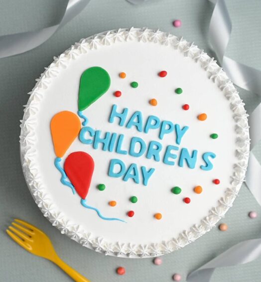Cream Vanilla Kids Day Cake