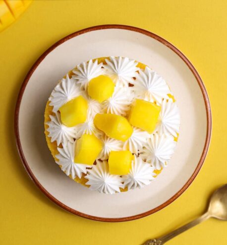 Mango Delight Bento Cake
