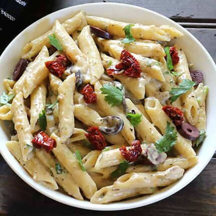 White Sauce Pasta (Half & Full)